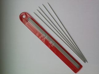 Knitting accessories -  Knitting needles Nr. 2.0